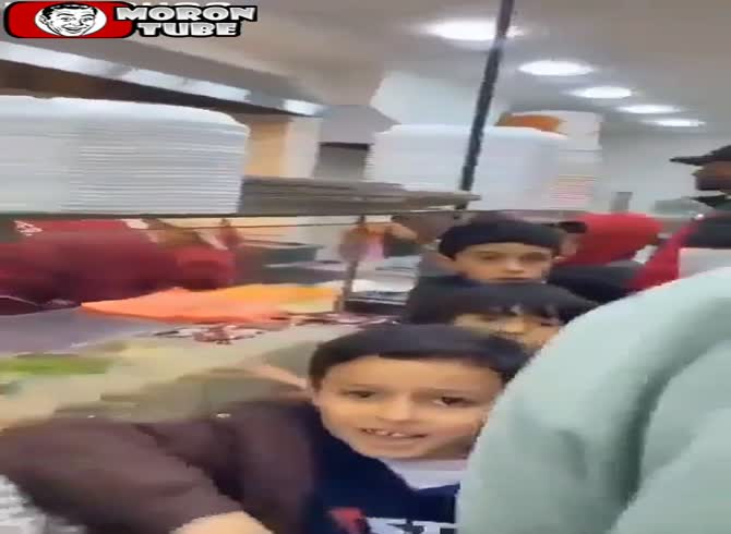 Video :A shop named after the incident on October 7th